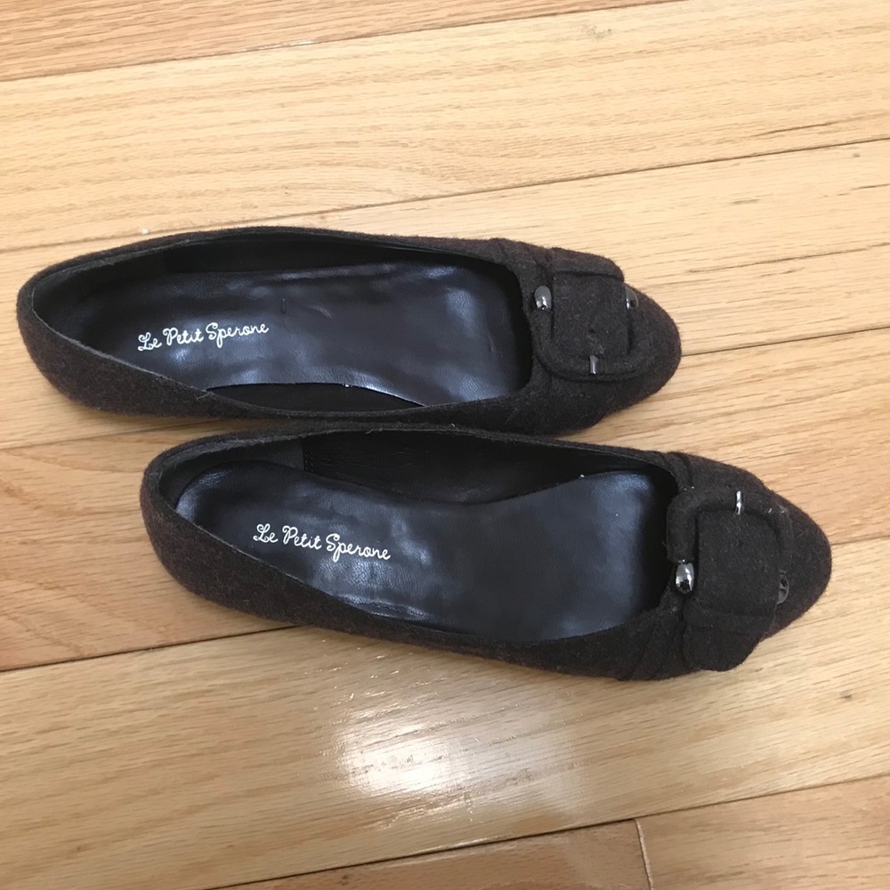 NWOT Le Petit Sperone Brown Wool Flats